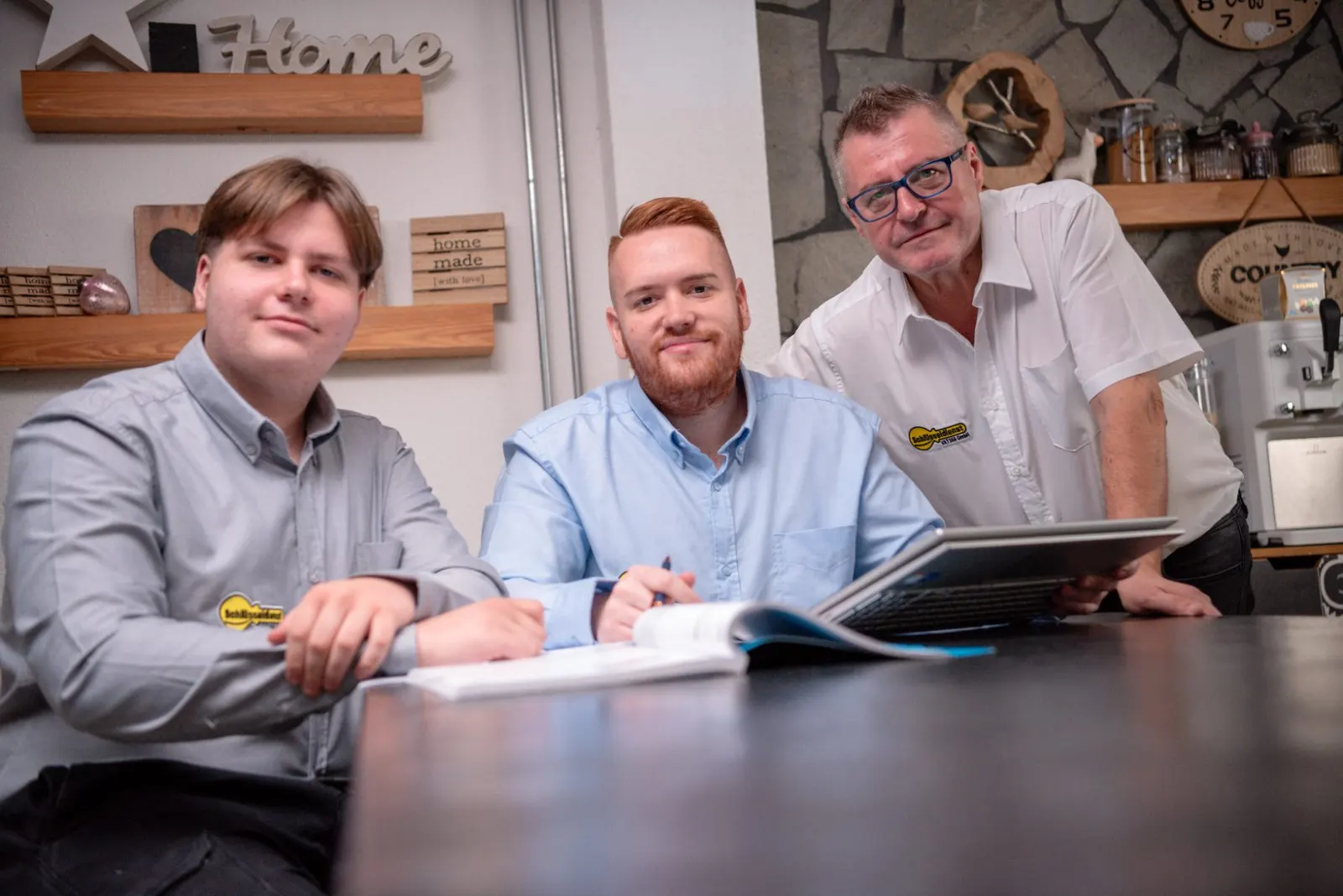 Das Team hinter VAT365: zertifizierte Techniker, ein Betrieb, eine Nummer.